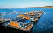 Hausboote mit Dachterrasse, Foto: Azur Blau Vermietung GmbH, Lizenz: Azur Blau Vermietung GmbH