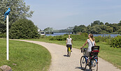Radfahren im Park Babelsberg entlang der Havel  , Foto: Andre Stiebitz, Lizenz: © PMSG/SPSG