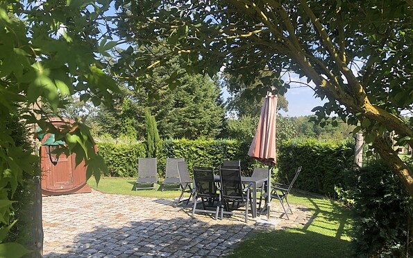 Sitzecke im Garten, Foto: Ron Schaffer-Voss, Lizenz: Ron Schaffer-Voss