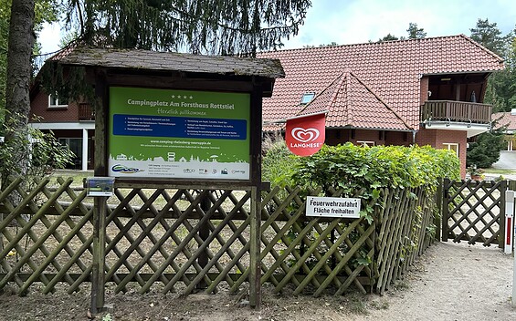 Camping Am Forsthaus Rottstiel am Tornowsee, Foto: Campingplatz- und Uferpflege Rottstiel GmbH, Lizenz: Campingplatz- und Uferpflege Rottstiel GmbH