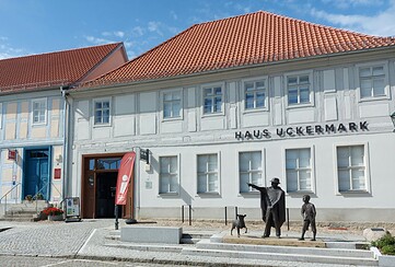 Touristinformation Angermünde im Haus Uckermark, Foto: K. Adamczyk, Lizenz: Tourismusverein Angermünde e.V.
