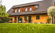 Rooms with private terrace, Foto: Steven Schwerdtner, Lizenz: Barfusspark Burg