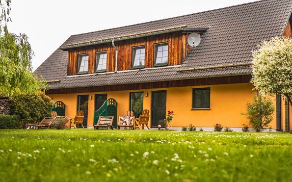 Rooms with private terrace, Foto: Steven Schwerdtner, Lizenz: Barfusspark Burg