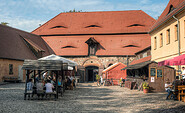 Burghof Burg Rabenstein, Foto: Jürgen Rocholl/FACE