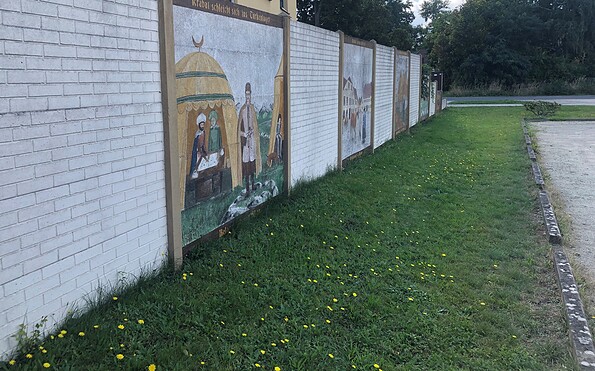 Murals at the parking lot, Foto: Gregor Kockert, Lizenz: Tourismusverband Lausitzer Seenland e.V.