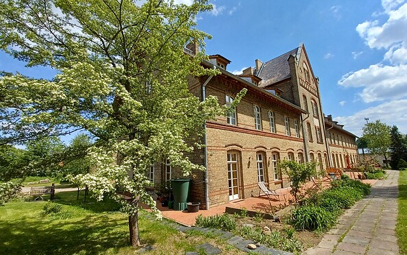 Kunstgut Krahne - Gartenseite