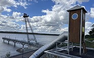 Rutsche mit Blick zur Seebrücke, Foto: Celine Klose, Lizenz: Tourismusverband Lausitzer Seenland e.V.