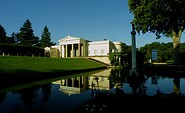 Schloss Charlottenhof im Park Sanssouci, Foto: Frenkel/SPSG, Lizenz: TMB-Fotoarchiv