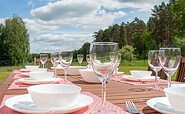 Tafel im Garten, Foto: Martin Dauth