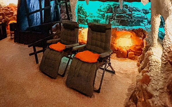 Salzgrotte , Foto: Mandy Halmai, Lizenz: Mandy Halmai