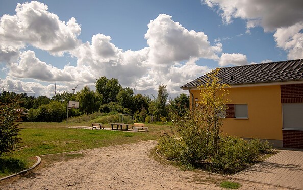 Dorfgemeinschaftshaus Birkholzaue, Foto: Michél Schmidt, Lizenz: BeSt Bernauer Stadtmarketing GmbH