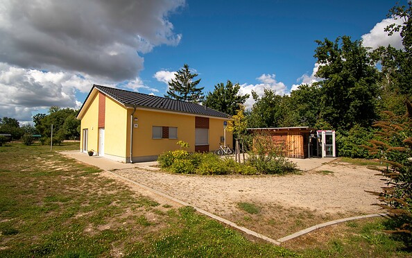 Dorfgemeinschaftshaus Birkholzaue, Foto: Michél Schmidt, Lizenz: BeSt Bernauer Stadtmarketing GmbH