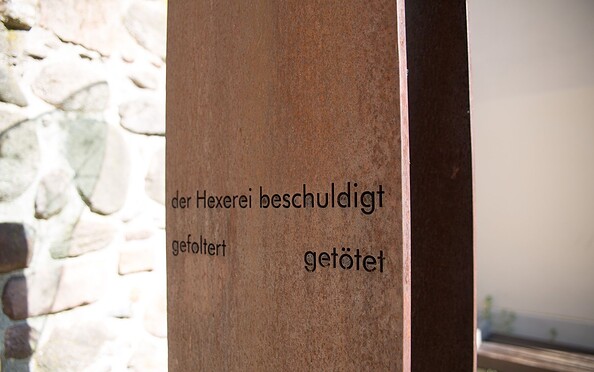 Denkmal für die Opfer der Hexenverfolgung Bernau , Foto: Stefan Klenke, Lizenz: BeSt Bernauer Stadtmarketing GmbH