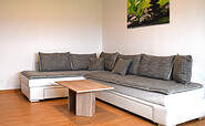 Wohnzimmer mit Funktionssofa, Foto: Kerstin Geilich , Lizenz: MuT