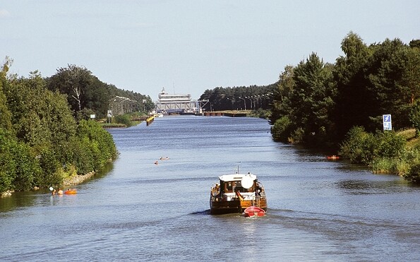Auf dem Finowkanal, Foto: Korall, Lizenz:  TMB-Fotoarchiv