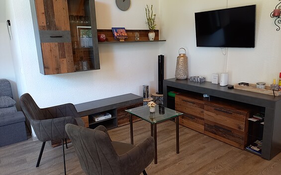 Ferienhaus am See Wohnzimmer, Foto: Iris Loter