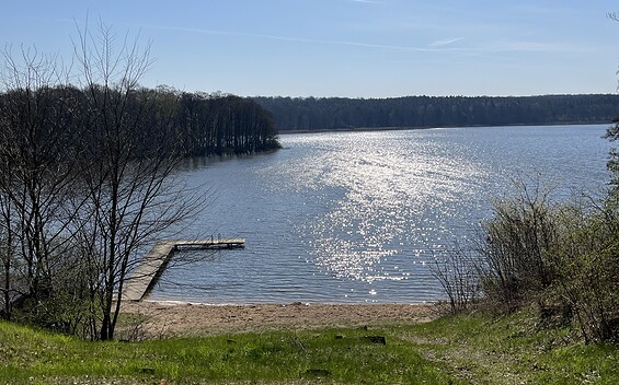 Feriensiedlung "Am Grundlossee", Foto: K. Valeske, Lizenz: Tourismusverband Prignitz e.V.