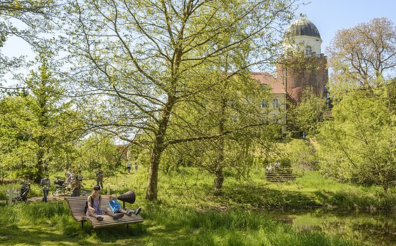 Ruhe und Idylle im Burgpark Lenzen, Foto: Dieter Damschen, Lizenz: Tourismusverband Prignitz e.V.