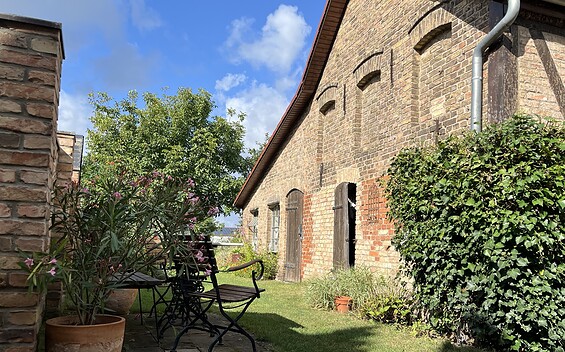 Privatzimmer Teschendorf - Blick auf Scheune, Foto:  Manuela Hanemann-Nickel, Lizenz: Manuela Hanemann-Nickel