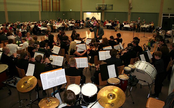 Sinfonieorchester in der Giebelseehalle, Foto: Kathleen Brandau