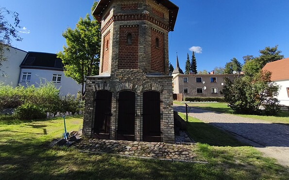 Taubenturm Fredersdorf, Foto: Moritz Weiland, Lizenz: Seenland Oder-Spree