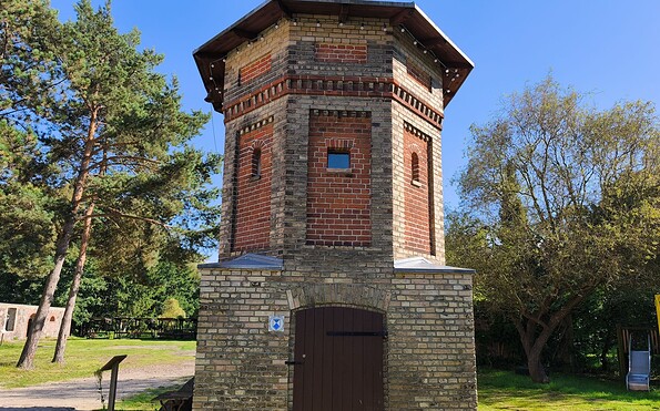 Taubenturm Fredersdorf, Foto: Moritz Weiland, Lizenz: Seenland Oder-Spree