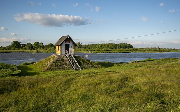 Am Pegelhäuschen Ratzdorf, Foto: Steffen Lehmann, Lizenz: TMB-Fotoarchiv