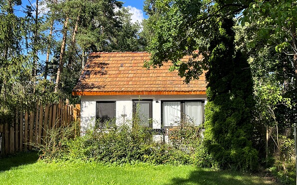 Blick zum Hasu Fuchsbau, Foto: Ulrike Haselbauer, Lizenz: Tourismusverband Lausitzer Seenland e.V.