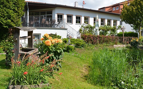 Hotel Wendenkönig, garden with well, Foto: Anja Warning