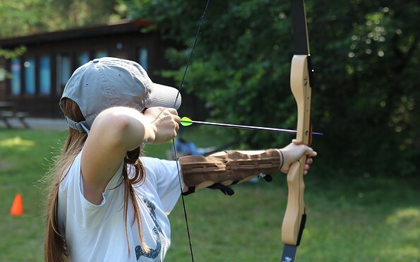Bogenschiessen, Foto: Susanne Töpfer, Lizenz: Kurzzeithelden