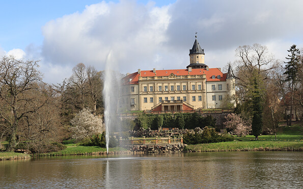 Am Schloss Wiesenburg startet die Wanderung, Foto: Bansen-Wittig