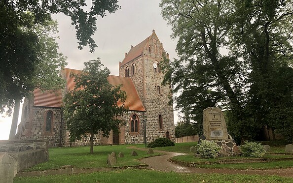 Church in Gottberg, Foto: Itta Olaj, Lizenz: Brandenburgische Seenplatte GmbH