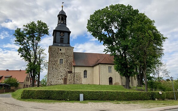 Vehlefanzer Dorfkirche, Foto: Itta Olaj, Lizenz: Brandenburgische Seenplatte GmbH