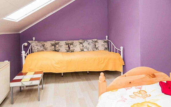 Ferienwohnung Großes Nest, Schlafzimmer mit Tagesbett, Foto: Kena Hüsers, Lizenz: Kena Hüsers