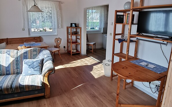 Ferienwohnung Sonne, Wohnzimmer mit Essecke, Foto: Oliver Nowatzki, Lizenz: Oliver Nowatzki