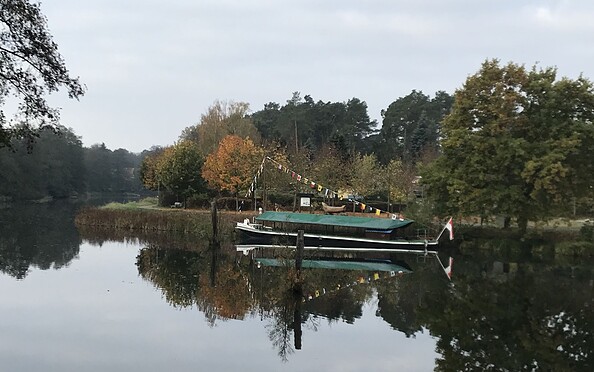 Treidelkahn im Friedrich Wilhelm Kanal, Foto: Sandra Haß, Lizenz: Seenland Oder-Spree
