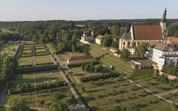 Luftaufnahme Klostergarten Neuzelle, Foto: Steffen Lehmann, Lizenz: TMB Fotoarchiv