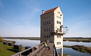 Loading tower at the ‘Kulturhafen Groß Neuendorf’ cultural harbour, Foto: Christoph Creutzburg, Lizenz: Seenland Oder-Spree