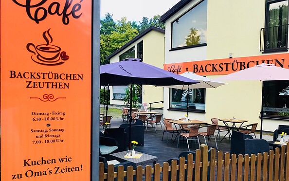 Outdoor seating Backstübchen Zeuthen, Foto: Ronny Gabel, Lizenz: Backstübchen Zeuthen
