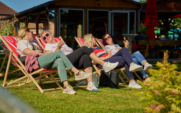 Gemütlicher Biergarten, Foto: Ron Petraß, Lizenz: Bootshaus am Leineweber