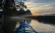 Paddeln im Spreewald, Foto: Melissa Langnickel, Lizenz: Bootshaus am Leineweber