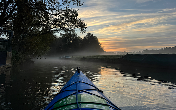 Paddeln im Spreewald, Foto: Melissa Langnickel, Lizenz: Bootshaus am Leineweber