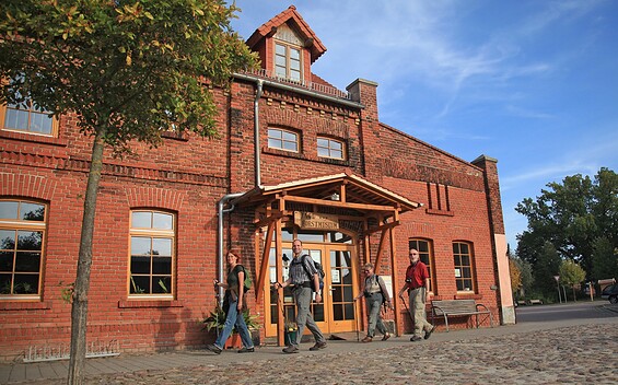 Am Handwerkerhof startet der Töpferwanderweg, Foto: Dirk Fröhlich, Lizenz: Naturparkverein Hoher Fläming e.V.