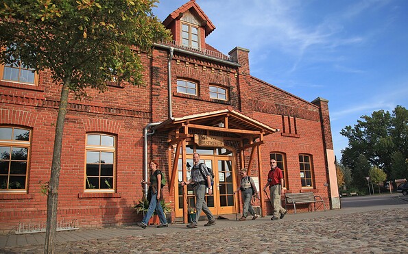 Am Handwerkerhof startet der Töpferwanderweg, Foto: Dirk Fröhlich, Lizenz: Naturparkverein Hoher Fläming e.V.