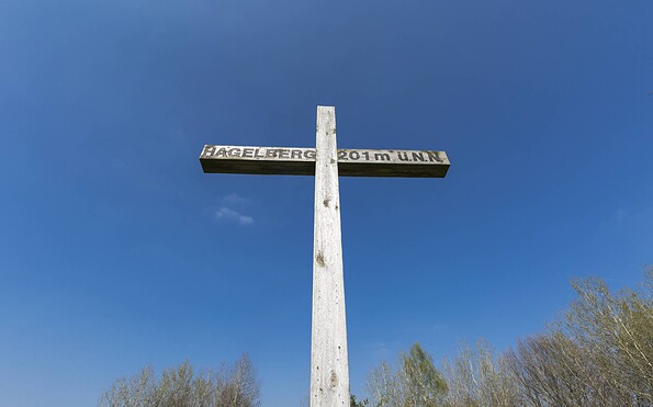 Gipfelkreuz auf dem Hagelberg, Foto: Steffen Lehmann, Lizenz: TMB-Fotoarchiv