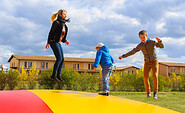 Giant jumping pillow, Foto: Juliane Kummerow, Lizenz: Ferienpark Templin GmbH &amp; Co. KG