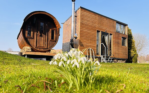 Tinyhouse mit Fasssauna, Foto: P. Grundmann, Lizenz: P. Grundmann