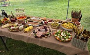 Buffet, Foto: Dagmar Gehrke, Lizenz: Freizeithof Tigermotte