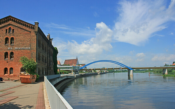 view od the Stadtbrücke Frankfurt (Oder) - city bridge, Foto: terra press Berlin