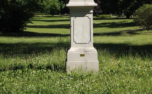 Statue im Lennépark in Frankfurt (Oder), Foto: Peter Gudlowski